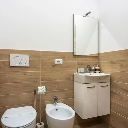 Apartment La Casa Di Emy Rome